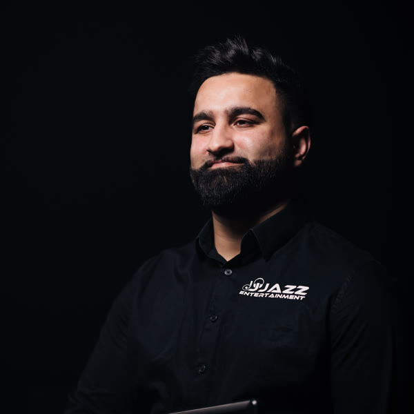 Ahmed Salim, DJ RubyRu at DJ Jazz Entertainment